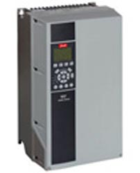 Danfoss (131B4216) Преобразователь частоты VLT HVAC Drive FC 102 3 фазы, 380-480 В, 13 А, 5,5 кВт Danfoss (131B4216) Преобразователь частоты VLT HVAC Drive FC 102 3 фазы