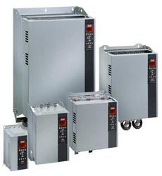 Danfoss (175G5546) Устройство плавного пуска VLT MCD 500 Iпр=1410A, U=200-525В, IP00 700 кВт, управляющее напряжение логики 110/220 V Danfoss (175G5546) Устройство плавного пуска VLT MCD 500 Iпр=1410A